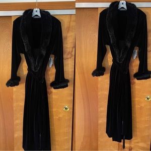 Jasmine Rose signature robe